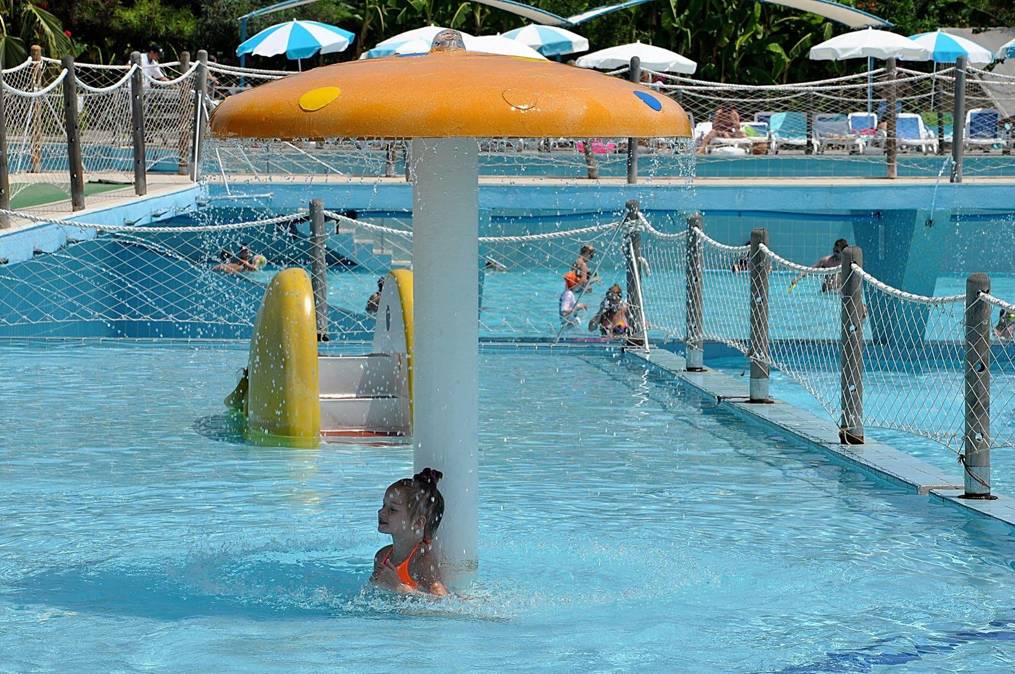 Daima Resort Hotel Kemer Exteriör bild